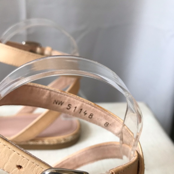 STUART WEITZMAN Metallic Ankle Strap Sandal Sz   8 - Picture 3 of 7